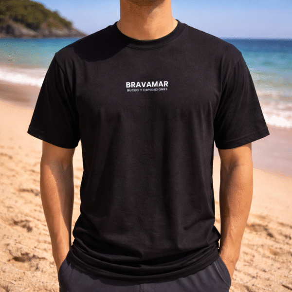 file_000000005f44720e8809f3432736c62d Polera Bravamar — Camiseta Oficial del Centro de Buceo Bravamar